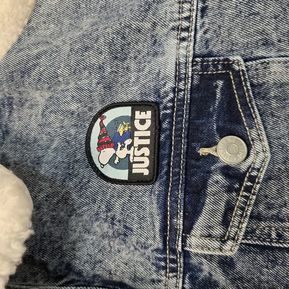 Justice x Peanuts Snoopy Denim Jacket Size L 12/14 Acid Wash Sherpa Unisex Style